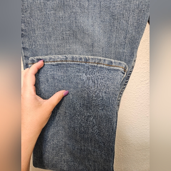 Wrangler Mens 32 Waist 30 Length Medium Wash Denim Jeans - Picture 3 of 9